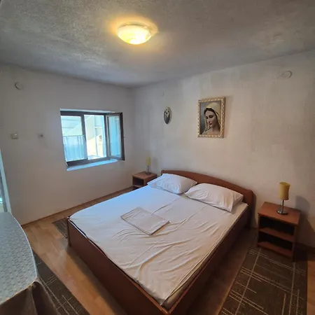 Apartman Lila Bijakovići